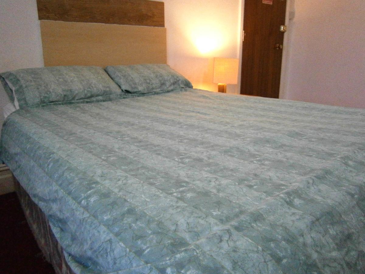 Single Room,535802481:JPEG